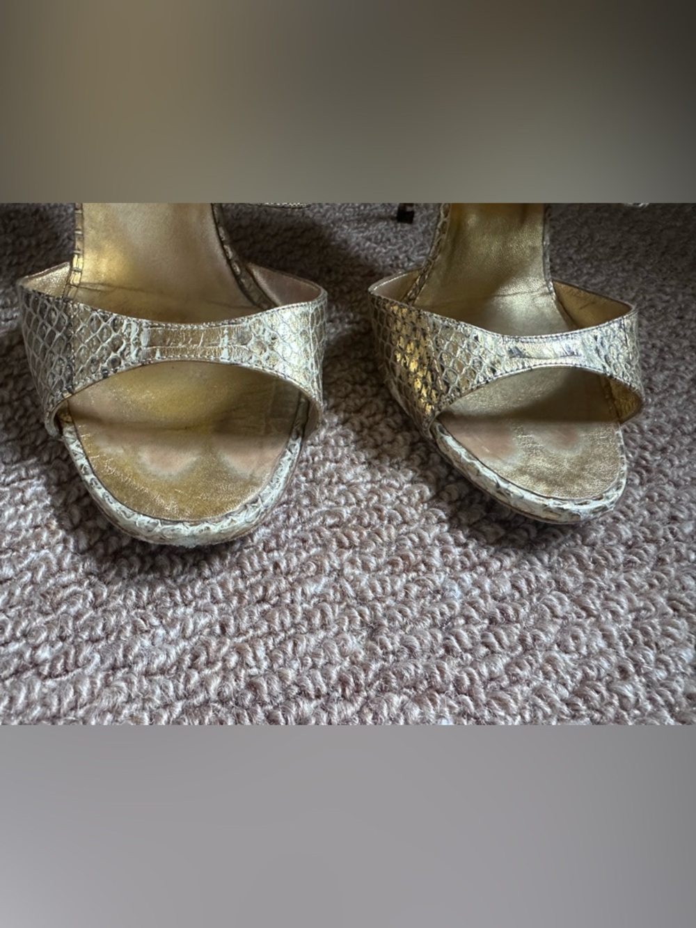 Manolo Blahnik Ripta python mule gold heels - Picture 4 of 7